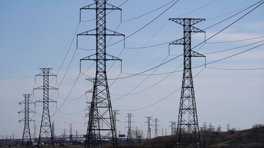 PG&E begins restoring power to Bay Area customers as fire weather conditions improve — CBS Bay Area (KPIX), Sausalito Community news