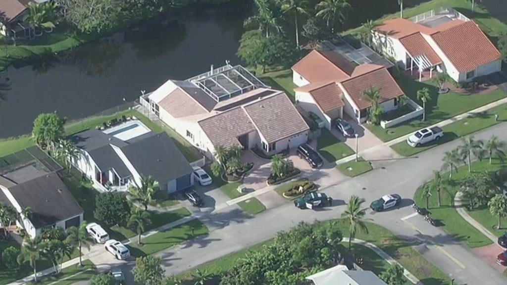 Deputies, SWAT team respond to reports of barricaded person in Weston home, BSO says — CBS Miami, Sausalito Sports news