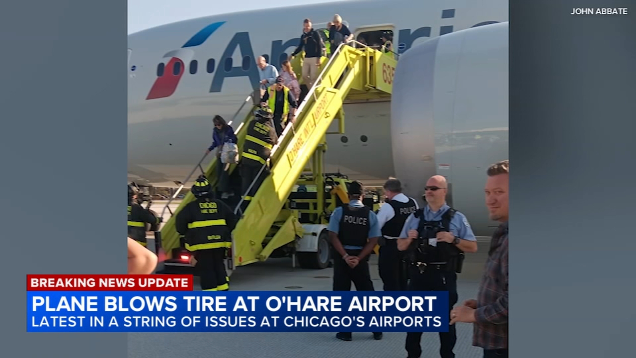 American Airlines flight blows tire while landing at Chicago O'Hare: FAA
— ABC 7 Bay Area, Sausalito Community news
