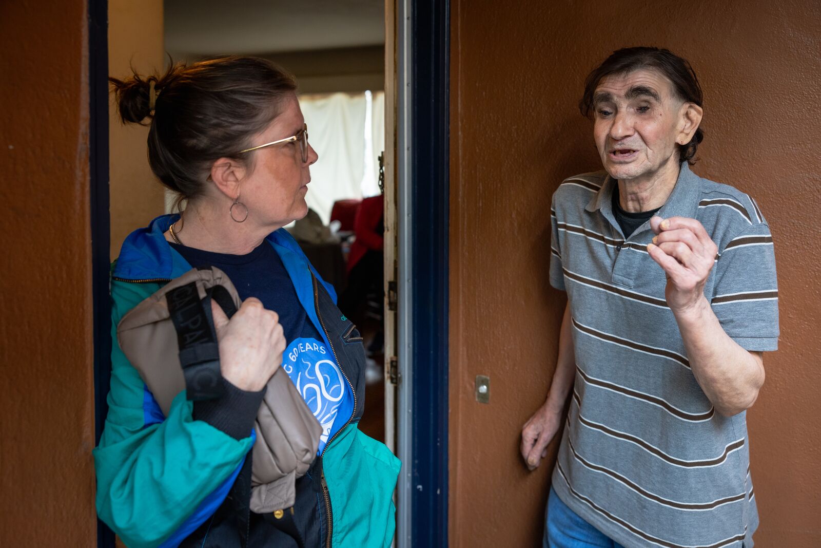 Meals on Wheels delivers more than food to Alameda County’s growing senior population. Will the state starve support? — The Oaklandside