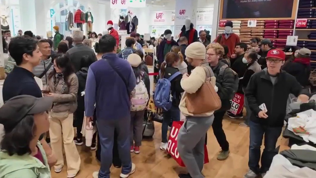 Crowds line up for grand opening of new Uniqlo store in SF — KTVU FOX 2 Bay Area, Sausalito Business news