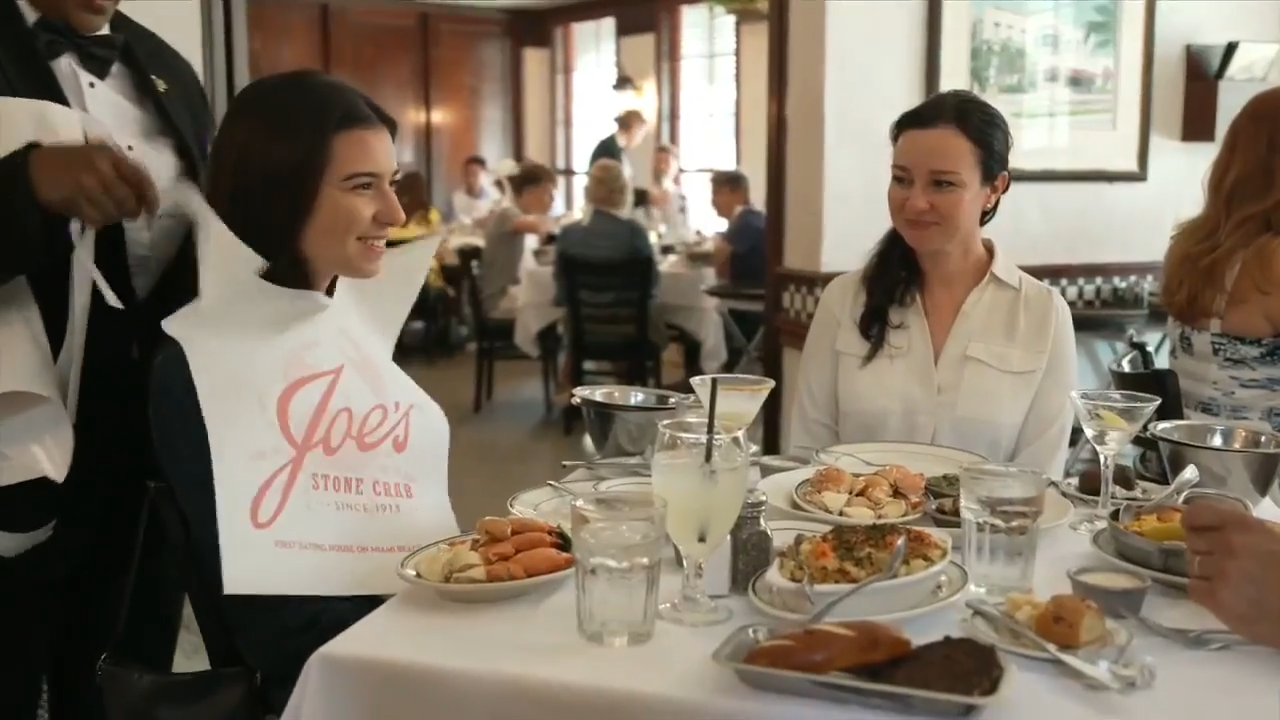 Joe’s Stone Crab returns for 114th annual season of sales — WSVN 7 Miami-Dade